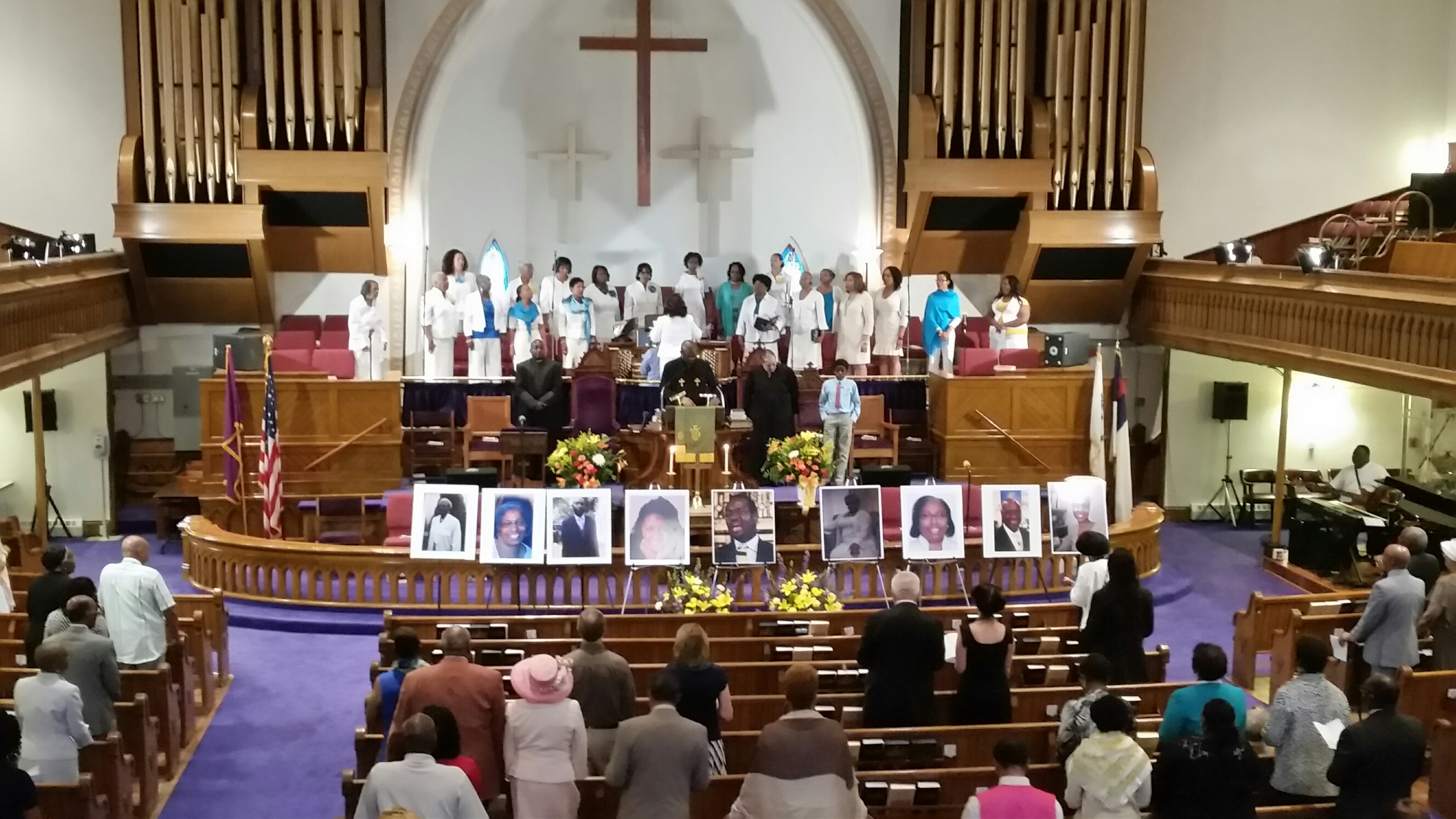 Local church services honor victims in Charleston shootings