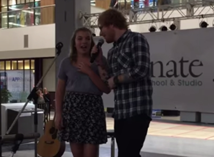 Ed Sheeran surprises fan with mall duet