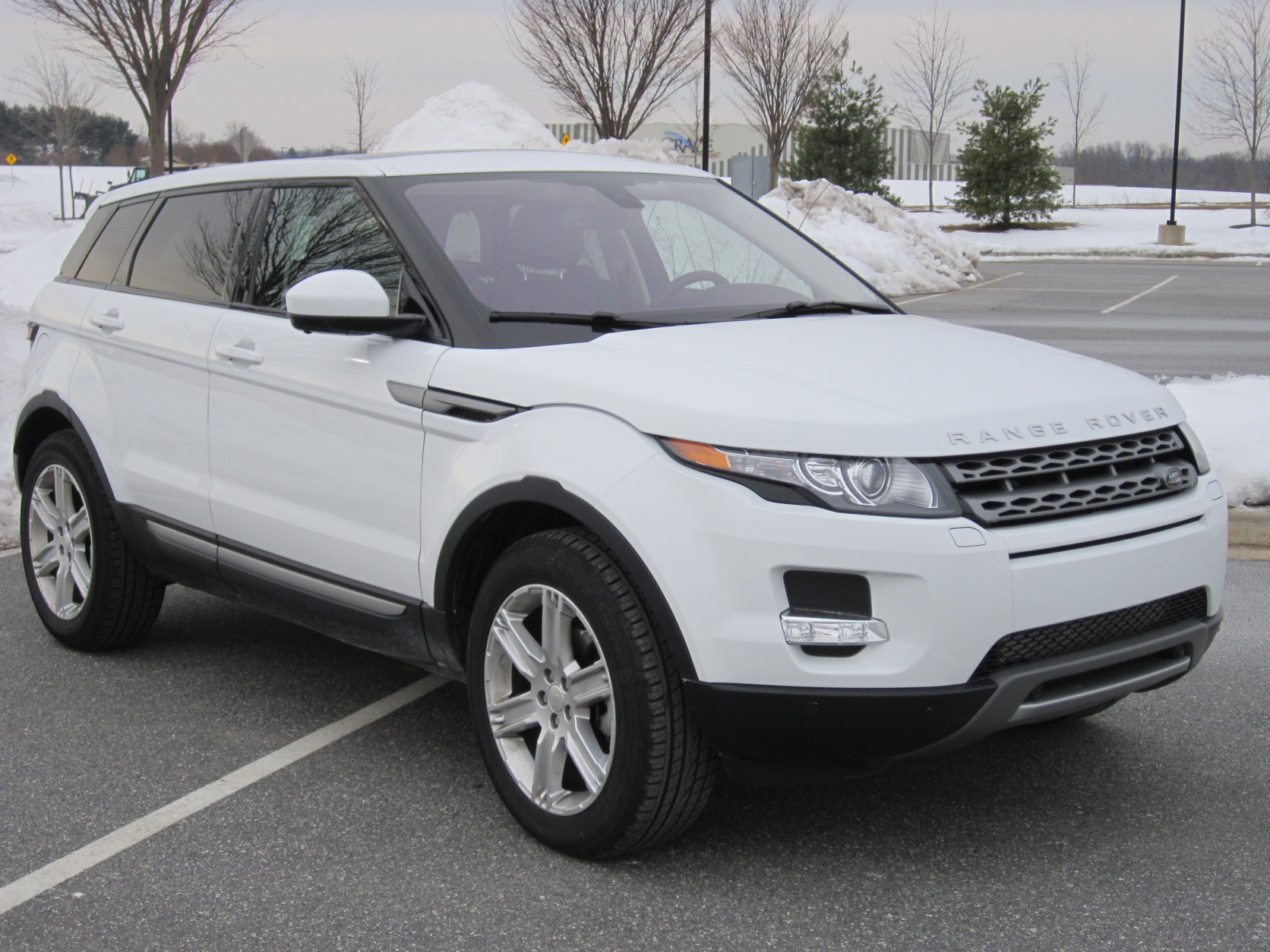 With stand-out looks outside and a high-class comfortable interior, the Evoque makes a strong statement on the road.  (WTOP/Mike Parris)