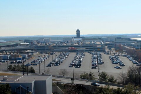 Parking at the airport over Thanksgiving? What to know before you leave home