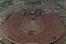 An overhead aerial view of the crowd at JFK Stadium in Philadelphia, Pa. during the Live Aid concert for famine relief July 13, 1985.(AP Photo/George Widman)