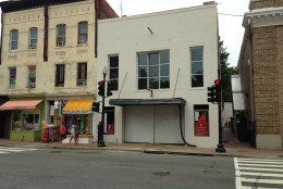What the Georgetown Theater building looks like today at Wisconsin and O streets. Plans are to install a new vertical neon sign soon. (WTOP/Michelle Basch)