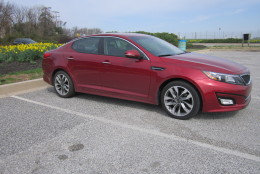 Kia takes the more-for-less money approach with its Optima SX. (WTOP/Mike Parris)