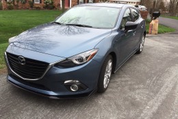 The 2015 Mazda3 has a bigger 2.5L engine and a manual transmission. (WTOP/Mike Parris)