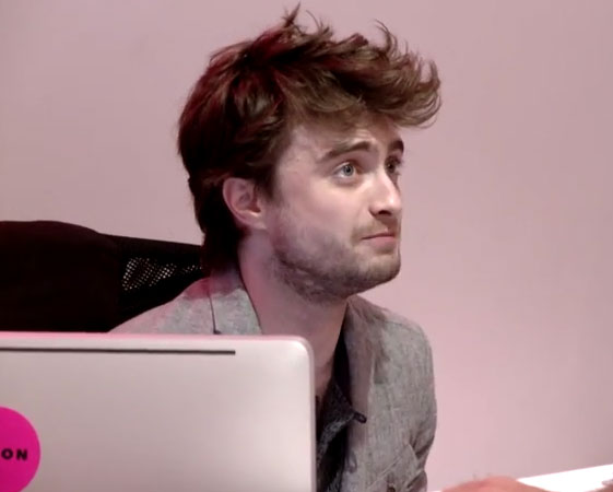 Daniel Radcliffe fails audition as receptionist (Video)