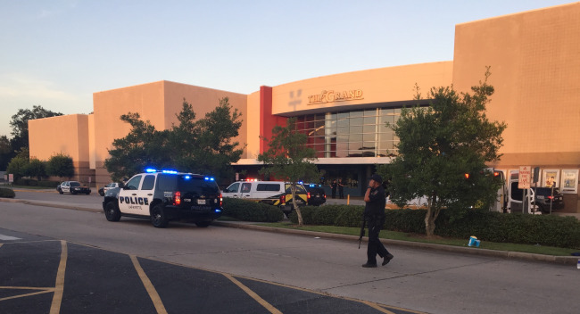 Police: ‘Multiple victims’ in shooting at Louisiana theater