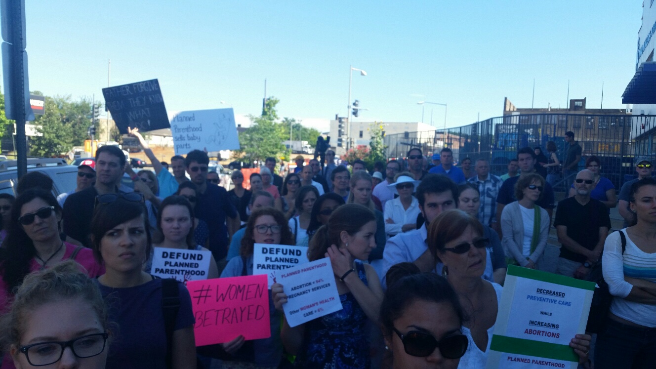 Hundreds protest at Planned Parenthood site in D.C. (Photos)
