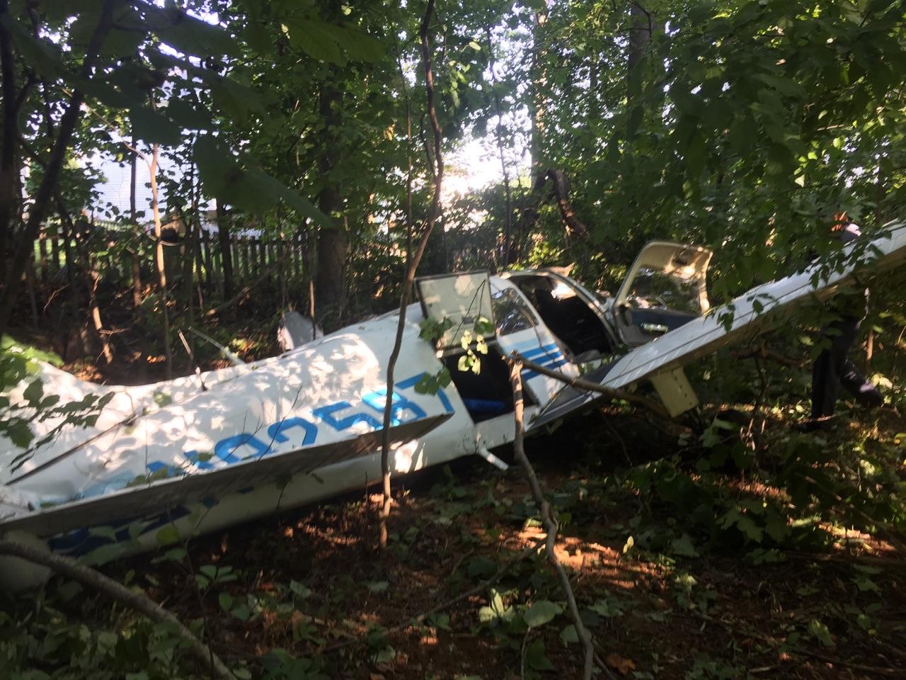 Small plane crashes in Prince William County on Sunday