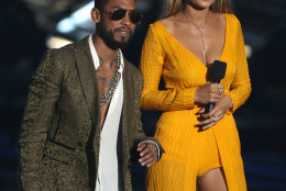 Miguel, left, and Gigi Hadid introduce a performance by 21 Pilots and A$AP Rocky at the MTV Video Music Awards at the Microsoft Theater on Sunday, Aug. 30, 2015, in Los Angeles. (Photo by Matt Sayles/Invision/AP)