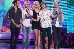 Rocky Lynch, Ross Lynch, Rydel Lynch, Ellington Ratliff and Riker Lynch of the group "R5" present the choice summer song award at the Teen Choice Awards at the Galen Center on Sunday, Aug. 16, 2015, in Los Angeles. (Photo by Matt Sayles/Invision/AP)