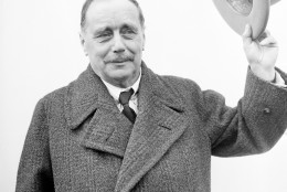 On this date in 1946, author H.G. Wells, 79, died in London. Here, Wells waves with his hat as he arrives aboard the SS Washington in New York City on May 3, 1934. (AP Photo)
