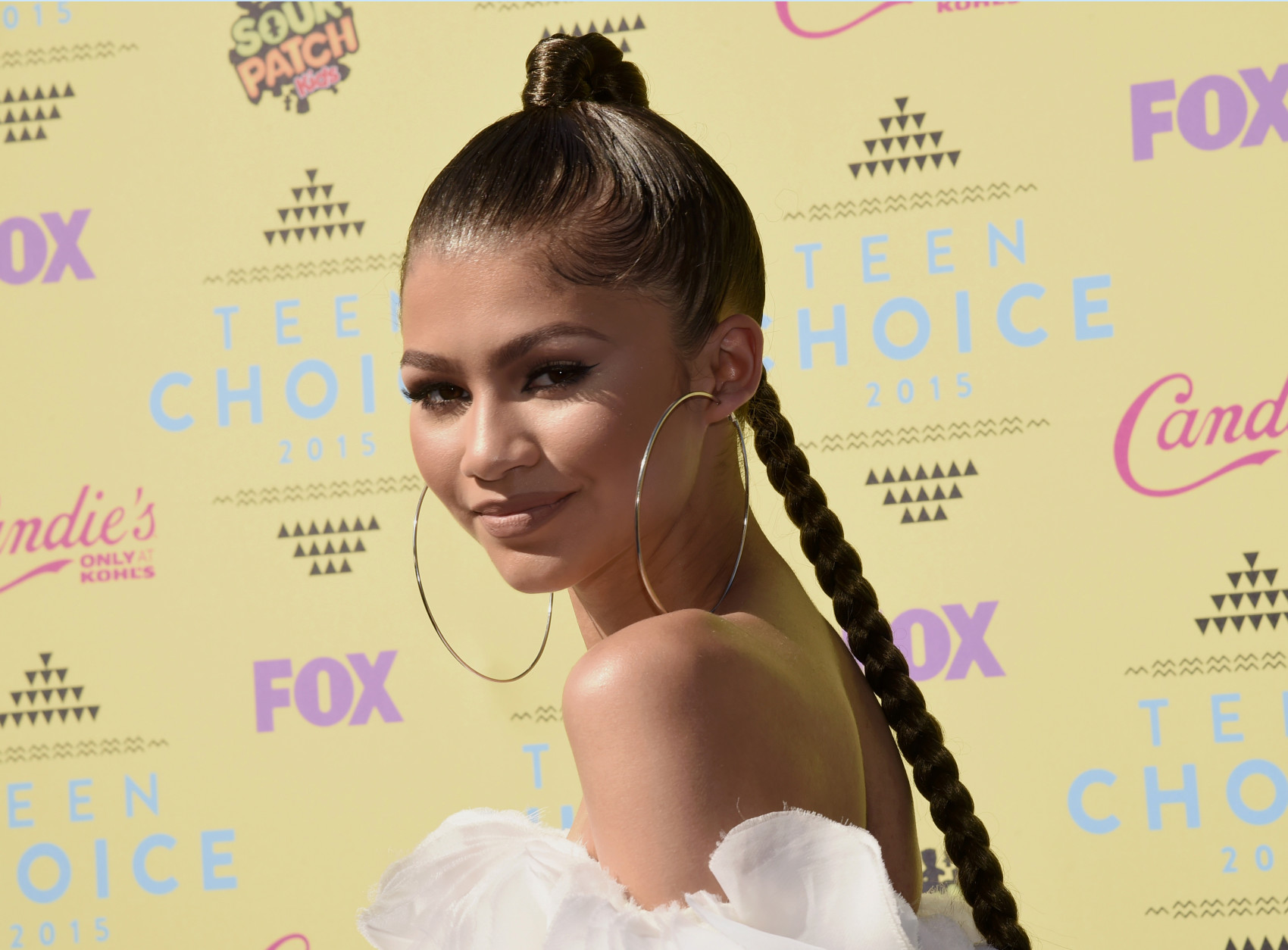Zendaya arrives at the Teen Choice Awards at the Galen Center on Sunday, Aug. 16, 2015, in Los Angeles. (Photo by Chris Pizzello/Invision/AP)