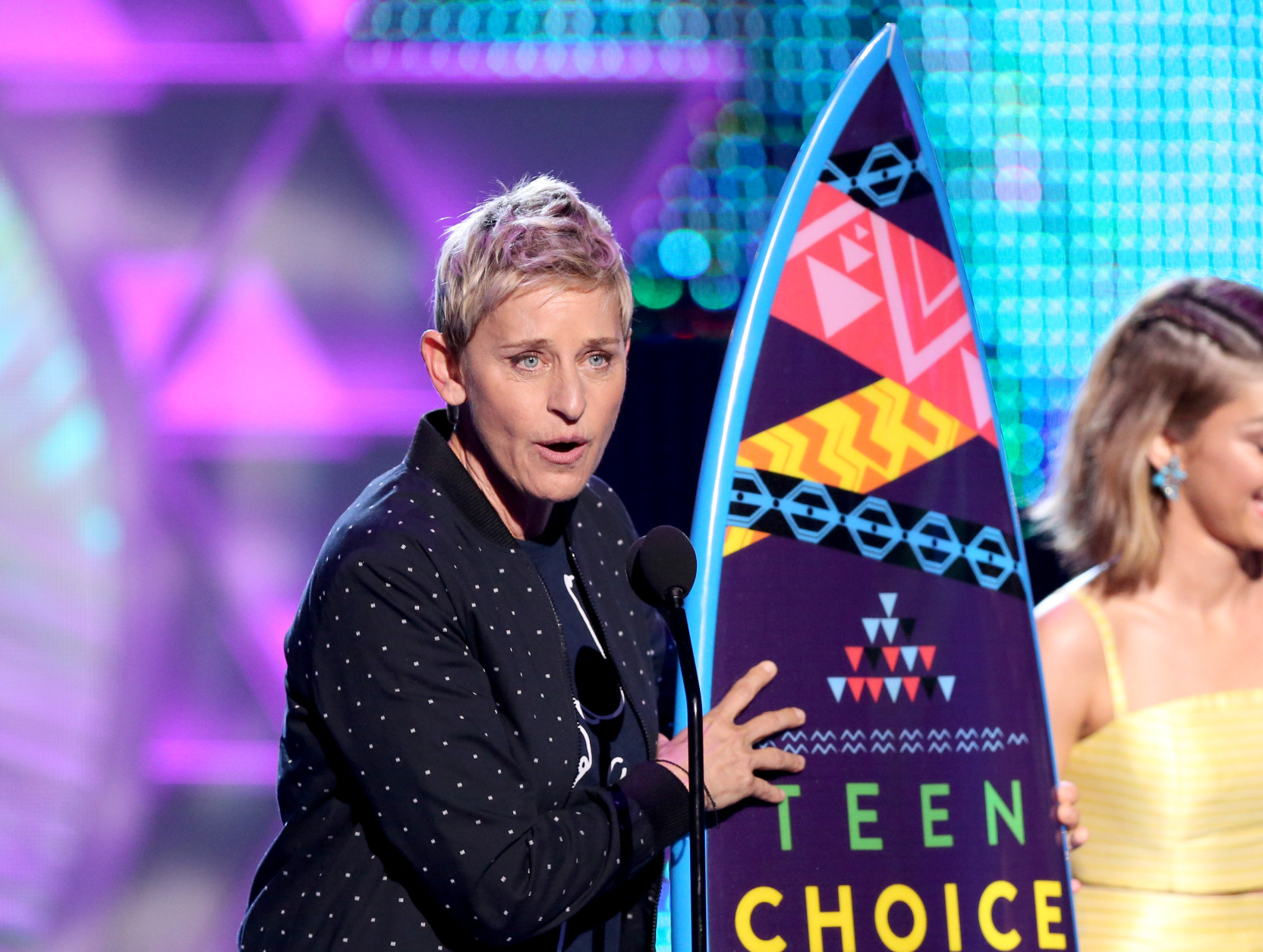 Ellen DeGeneres accepts the choice comedian award at the Teen Choice Awards at the Galen Center on Sunday, Aug. 16, 2015, in Los Angeles. (Photo by Matt Sayles/Invision/AP)