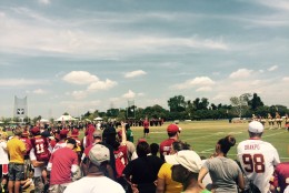 Thousands attend fan appreciation Saturday, Aug. 15, 2015, at the Washington Redskins' camp in Richmond, Virginia. (Max Smith/WTOP)