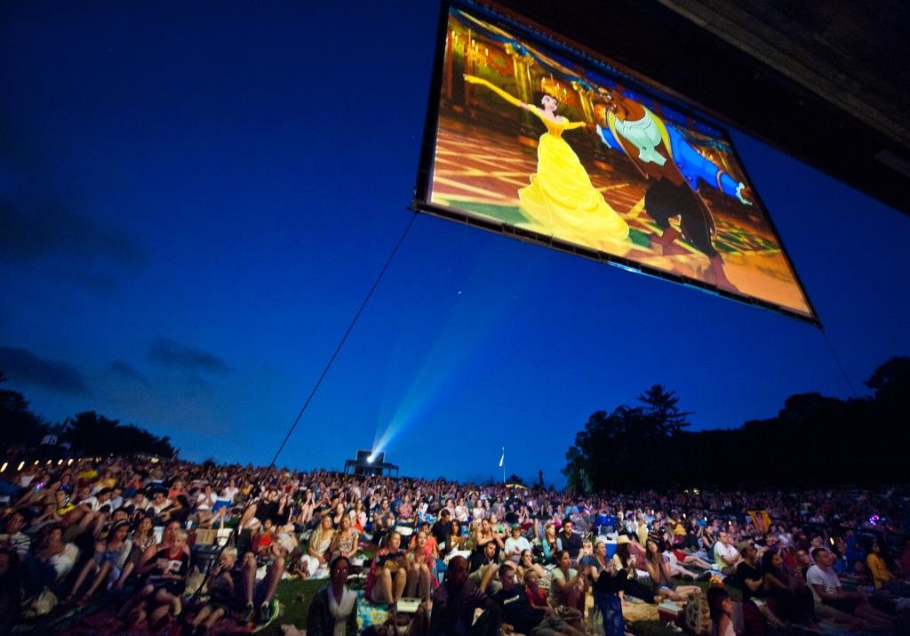 Wolf Trap hosts Disney in Concert, costume parade