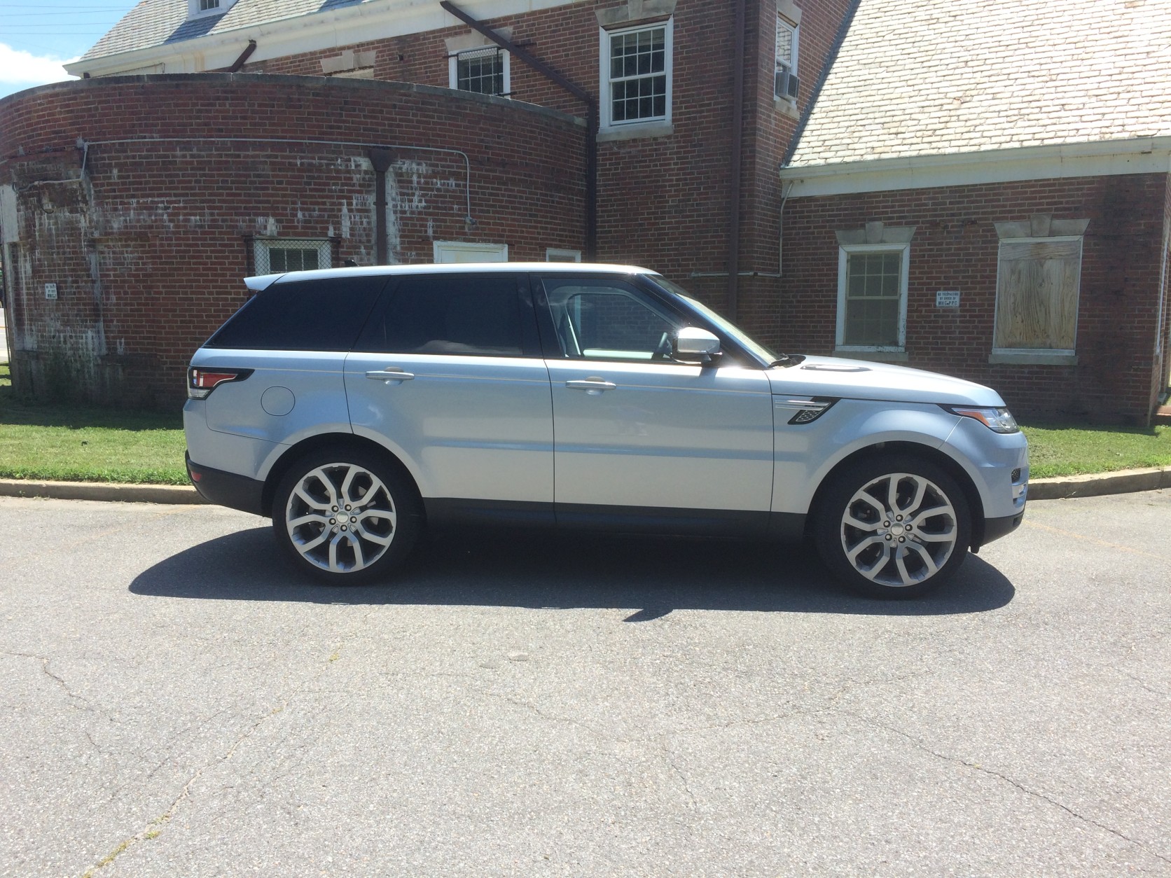 With one glance, you'll know it’s a Range Rover -- just with a modern touch. (WTOP/Mike Parris)