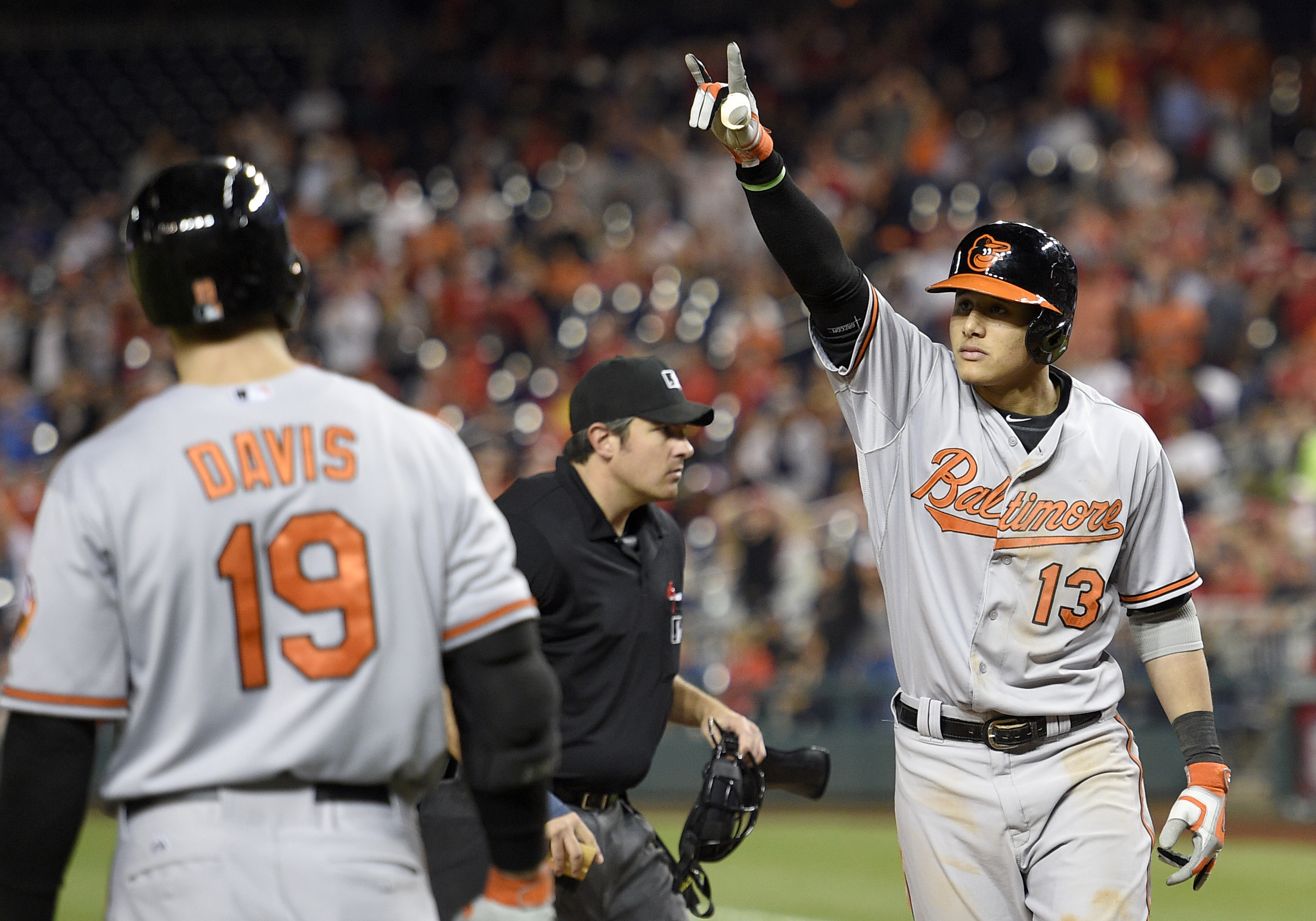 Machado home run lifts Orioles past Scherzer, Nationals 4-3