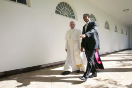 WASHINGTON, DC - SEPTEMBER 23:  U.S. President Barack Obama (R) and Pope Francis (L) walk through the colonnade prior to an Oval Office meeting at the White House on September 23, 2015 in Washington, DC. The Pope begins his first trip to the United States at the White House followed by a visit to St. Matthew's Cathedral, and will then hold a Mass on the grounds of the Basilica of the National Shrine of the Immaculate Conception.  (Photo by Alex Wong/Getty Images)