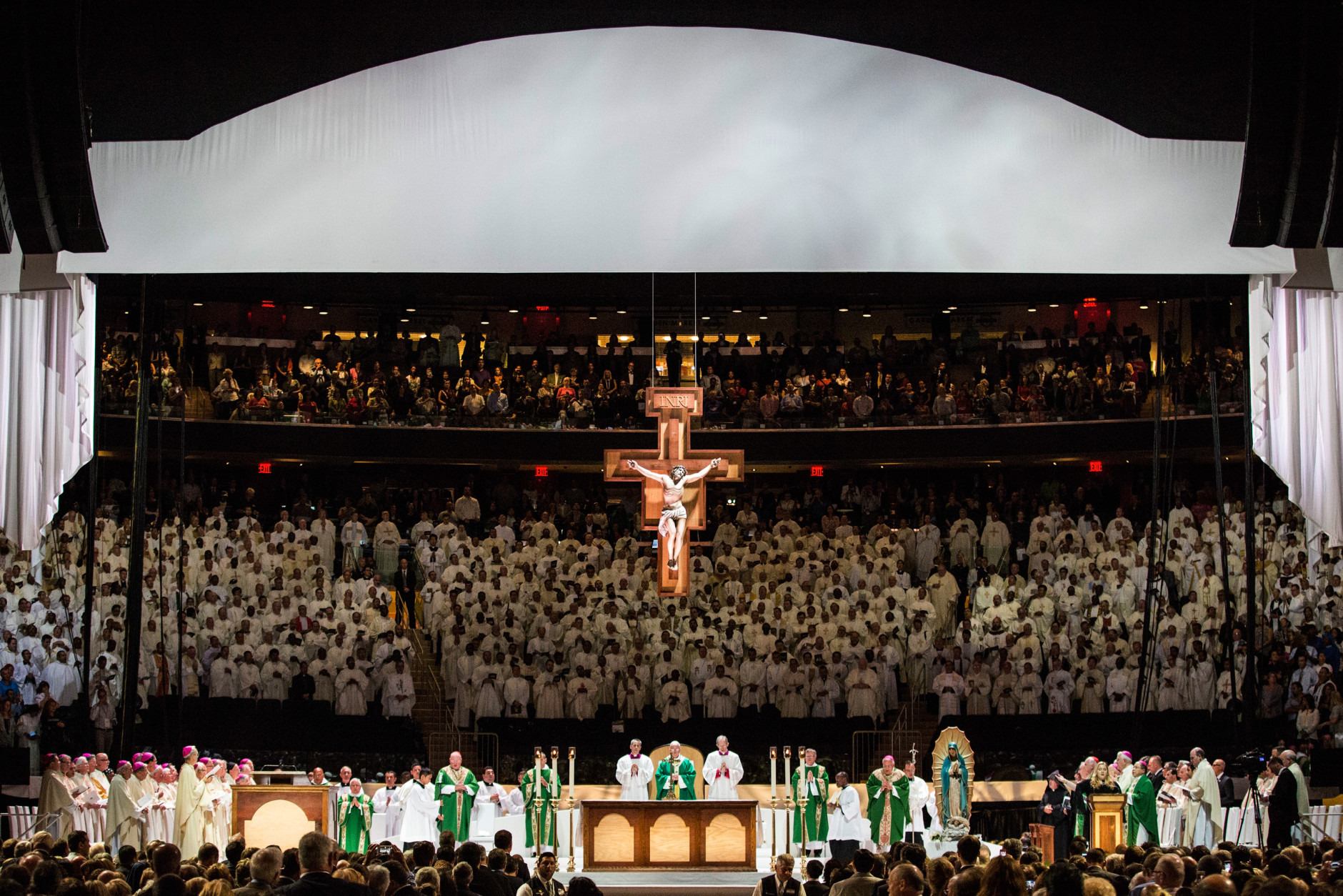 NEW YORK, NY - SEPTEMBER 25:  Pope Francis celebrates Mass at Madison Square Garden on September 25, 2015 in New York City. The pope is visiting New York City during a six-day tour of the United States, that included a stop in Washington D.C. and includes one in Philadelphia.  (Photo by Andrew Burton/Getty Images)