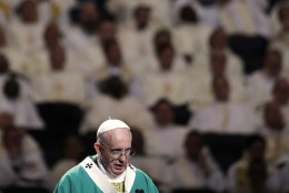 NEW YORK, NY - SEPTEMBER 25:  Pope Francis reads his homily while celebrating Mass at Madison Square Garden on September 25, 2015 in New York City. Pope Francis is visiting New York City during a six-day tour of the United States, with stops in Washington D.C., New York City and Philadelphia, PA. (Photo by Julie Jacobson-Pool/Getty Images)