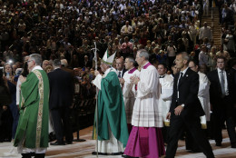 NEW YORK, NY - SEPTEMBER 25:  Pope Francis arrives to celebrate Mass at Madison Square Garden on September 25, 2015 in New York City. Pope Francis is visiting New York City during a six-day tour of the United States, with stops in Washington D.C., New York City and Philadelphia, PA. (Photo by Julie Jacobson-Pool/Getty Images)