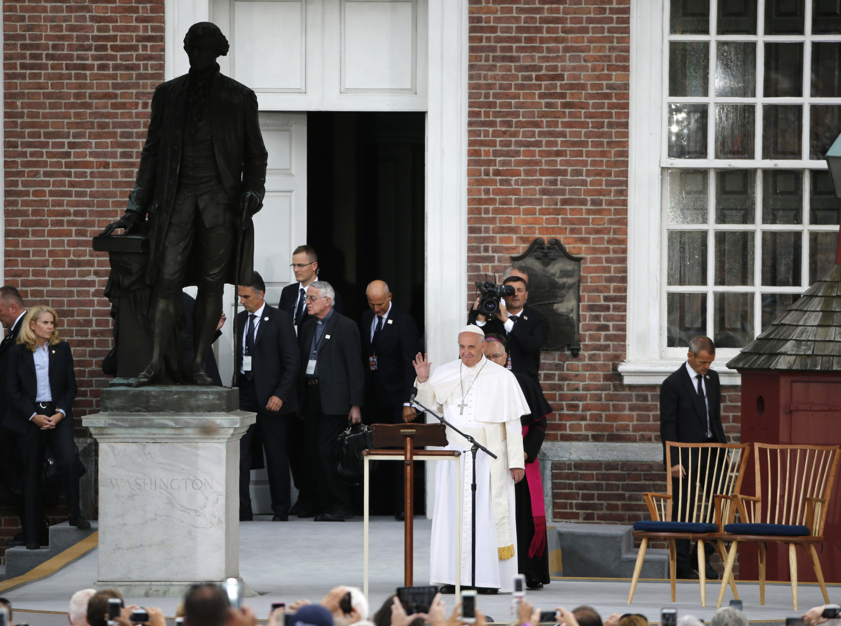 PHILADELPHIA, PA - SEPTEMBER 26: Pope Francis speaks at Independence Mall to watch Pope Francis speak in Philadelphia onSeptember 26, 2015 in Philadelphia., Pennsylvania. After visiting Washington and New York City, Pope Francis concludes his tour of the U.S. with events in Philadelphia on Saturday and Sunday. (Photo by Jim Bourg-Pool/Getty Images)