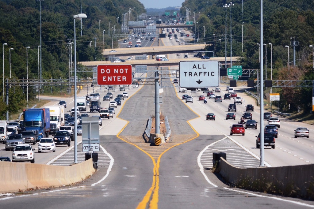 Fairfax Co. wants trucks blocked from new I-66 lanes, citing noise, higher tolls