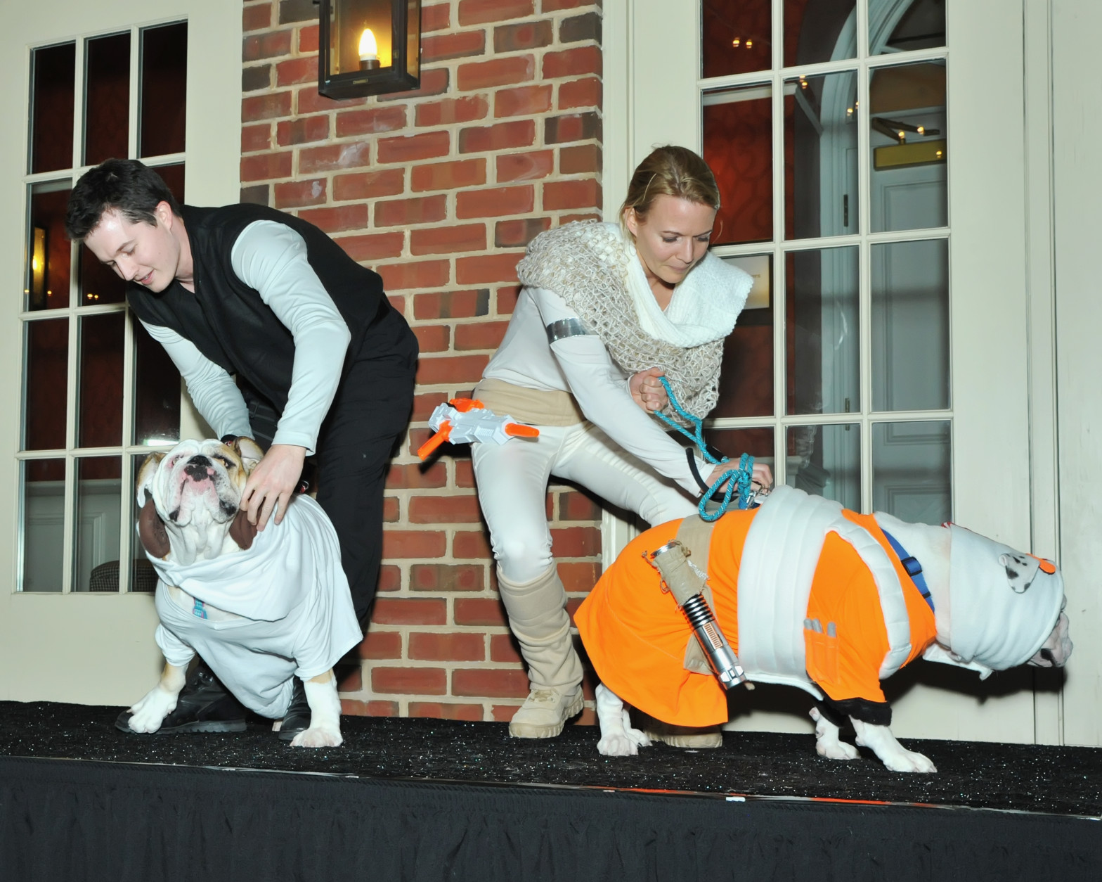 Bulldogs Sophia and Henry star as Princess Leia and Luke Skywalker. (Shannon Finney Photography)