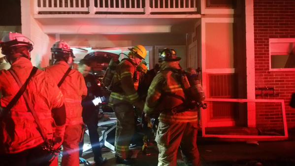 1 dead after car crashes into Md. apartment building
