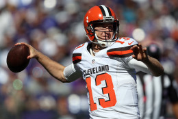 BALTIMORE, MD - OCTOBER 11: Quarterback Josh McCown #13 of the Cleveland Browns throws the ball in the second quarter of a game against the Baltimore Ravens at M&amp;T Bank Stadium on October 11, 2015 in Baltimore, Maryland. (Photo by Patrick Smith/Getty Images)