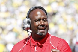 New Mexico's head coach Mike Locksley  coaches from the side lines during their NCAA college football game with Oregon Saturday, Sept. 4, 2010, in Eugene, Ore.  Oregon defeated New Mexico 72-0.   (AP Photo/Rick Bowmer)