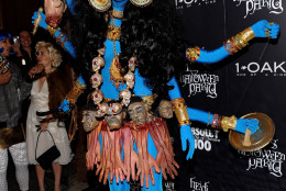 Model and television personality Heidi Klum attends her annual Halloween party at 1Oak on Friday, Oct. 31, 2008 in New York. (AP Photo/Evan Agostini)