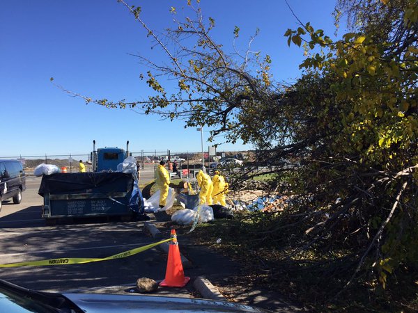The fuel spill at Reagan National Airport is at the south end of the property near the tank facility. Operations were not affected. (WTOP/Kate Ryan)