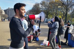In support of refugees from Syria, Ahmad Asaad coordinated a rally outside the White House on Saturday, Nov. 20, 2015. (WTOP/Kathy Stewart)