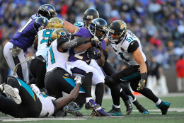 BALTIMORE, MD - NOVEMBER 15:  Running back Justin Forsett #29 of the Baltimore Ravens runs the ball against the Jacksonville Jaguars at M&amp;T Bank Stadium on November 15, 2015 in Baltimore, Maryland.  The Jaguars defeated the Ravens 22-20. (Photo by Larry French/Getty Images)