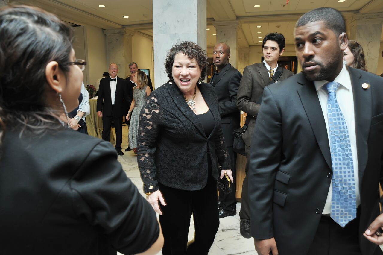 Supreme Court Justice Sonia Sotomayor is seen here arriving at the National Portrait Gallery on Nov. 15, 2015. (Courtesy Shannon Finney, www.shannonfinneyphotography.com)
