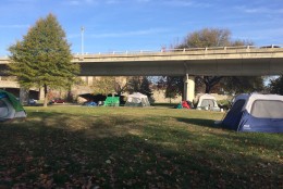 A number of homeless people live in a tent community near Rock Creek Parkway and Virginia Avenue . (WTOP/Nick Iannelli)