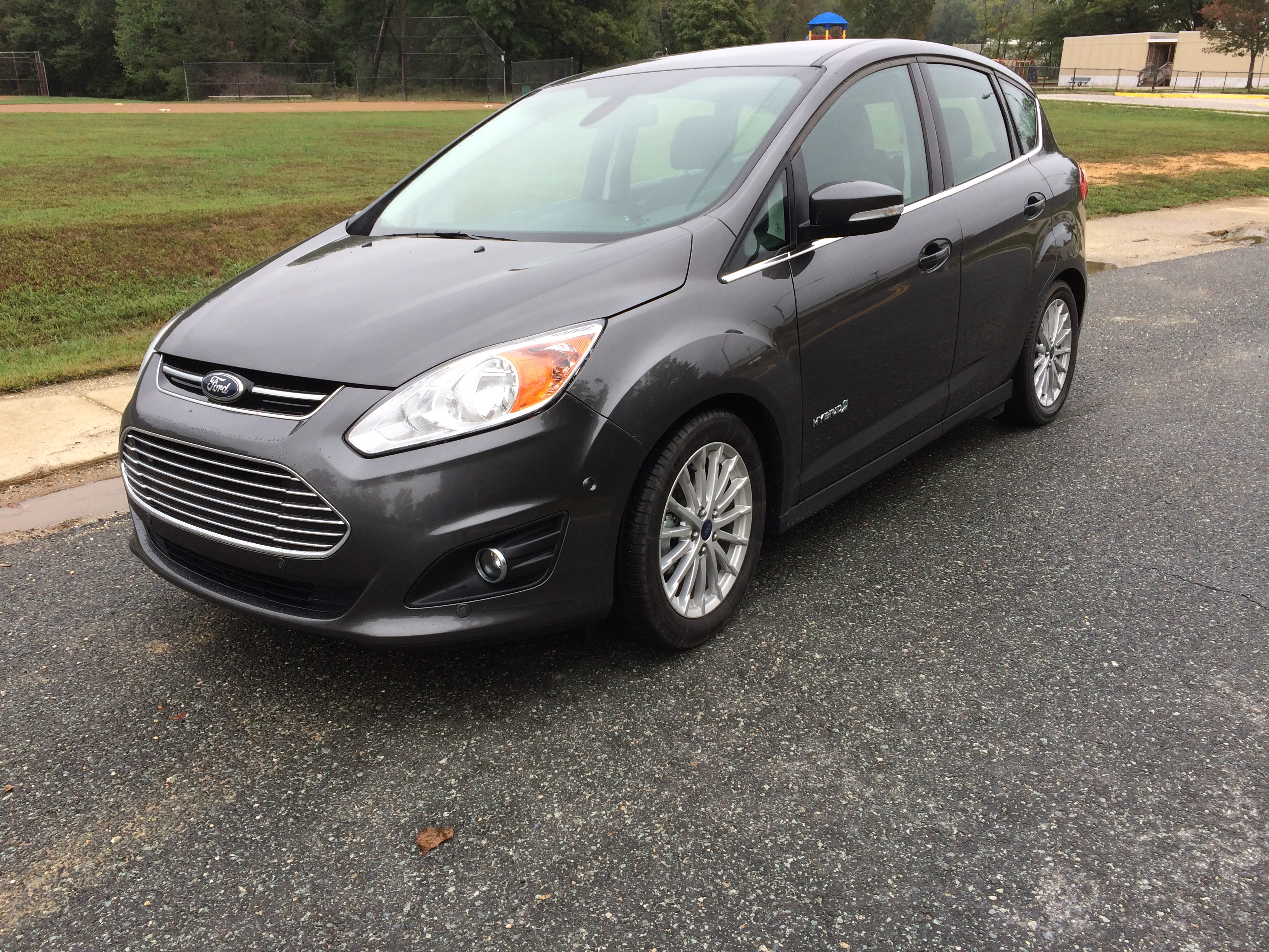 Ford C-Max Hybrid: A gas thrifty alternative to normal wagons