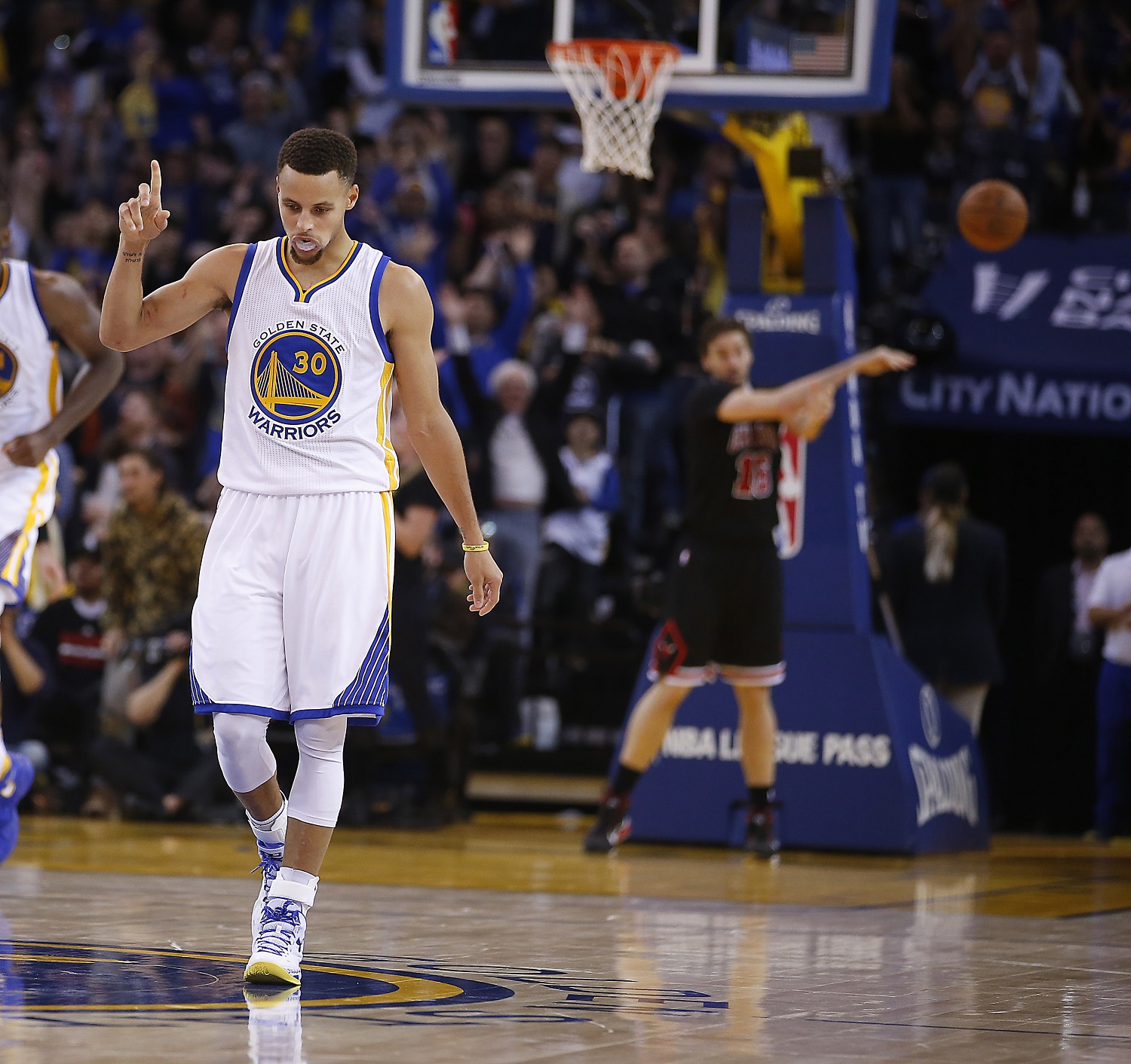 Stephen Curry: Undefeated and only making himself, and everyone else, better