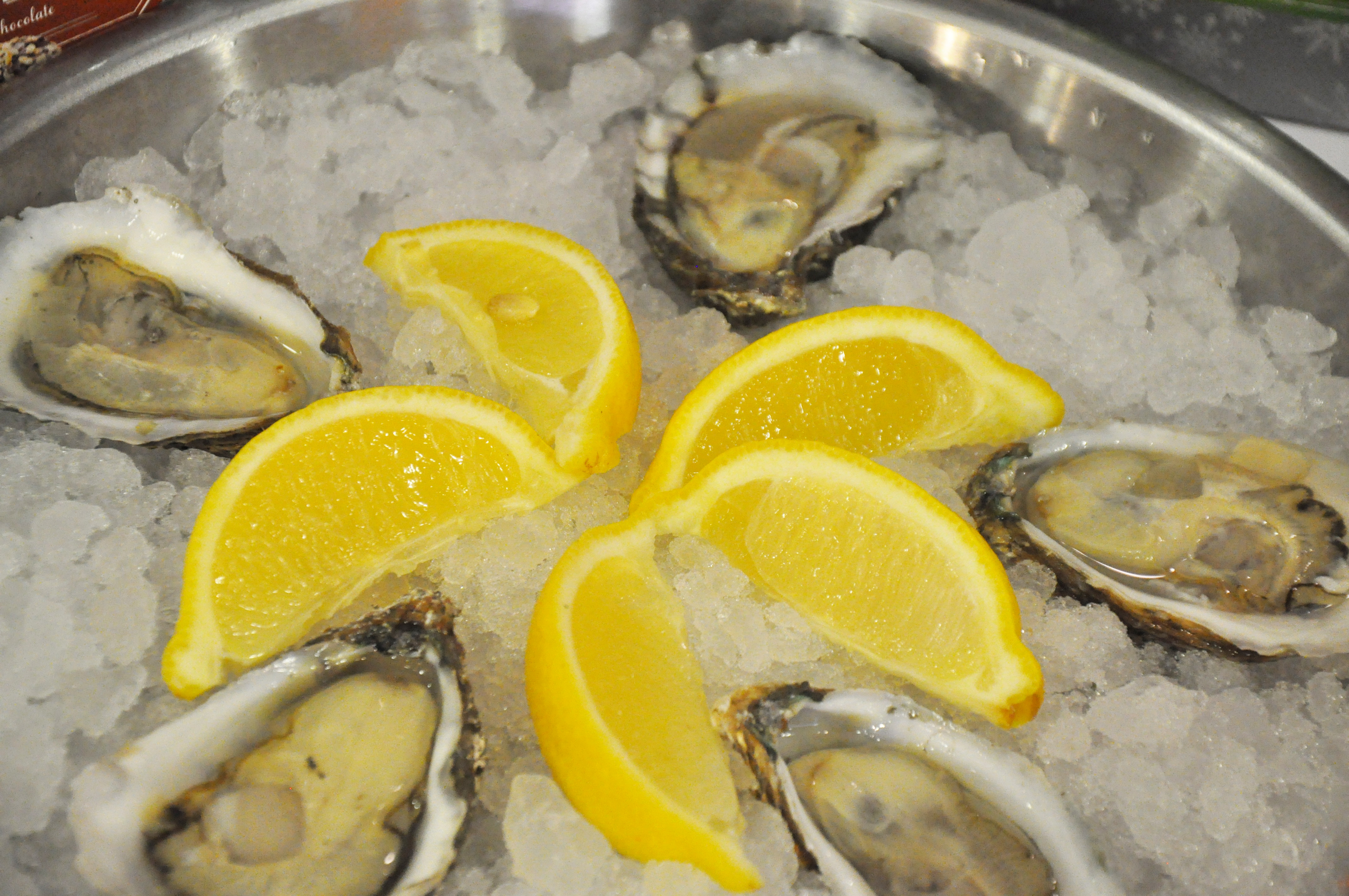 What DC-area restaurants are doing for National Oyster Day