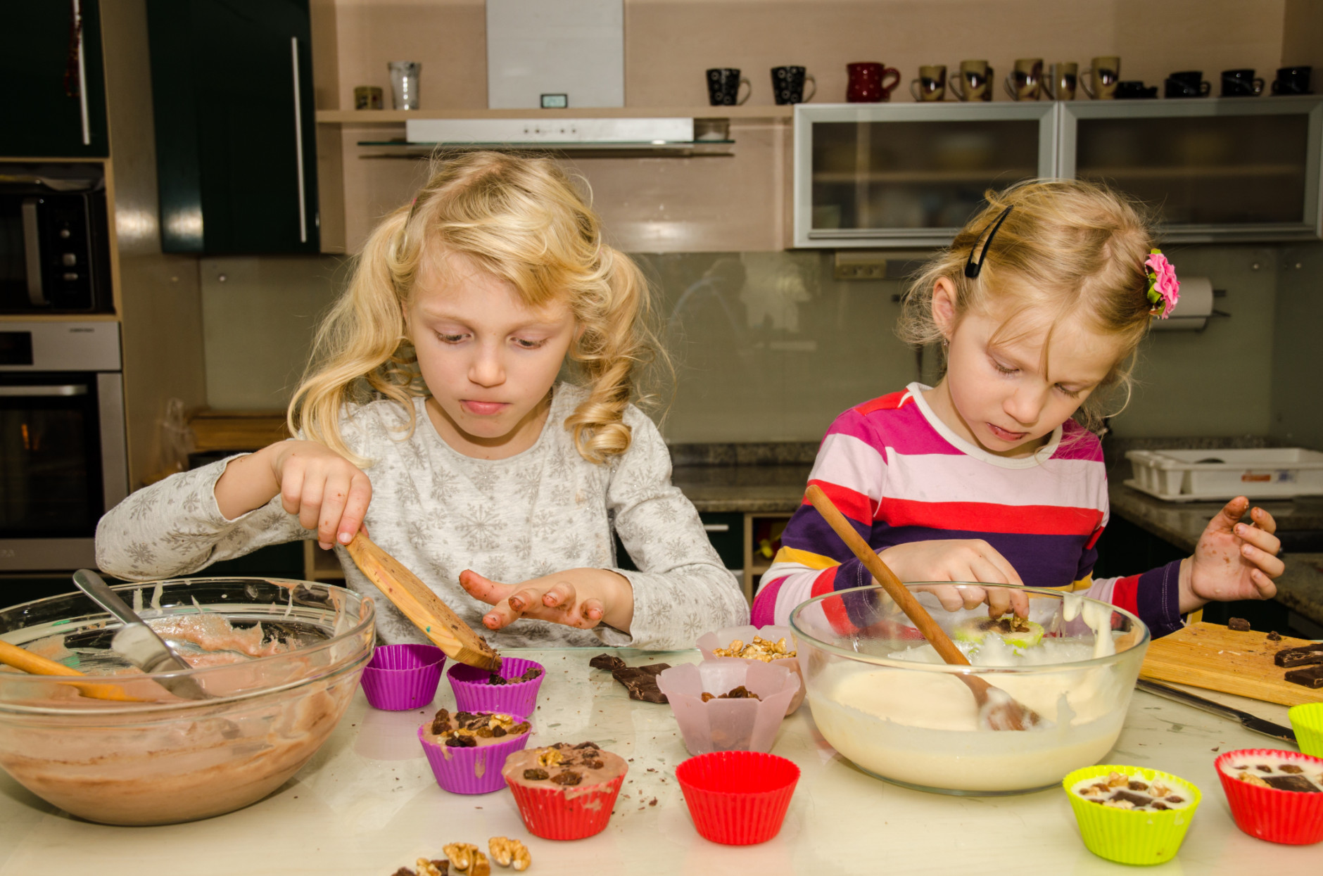 Getting kids in the kitchen early helps make their self-sufficient adults. (Getty Images/iStockphoto/KatarinaGondova) 