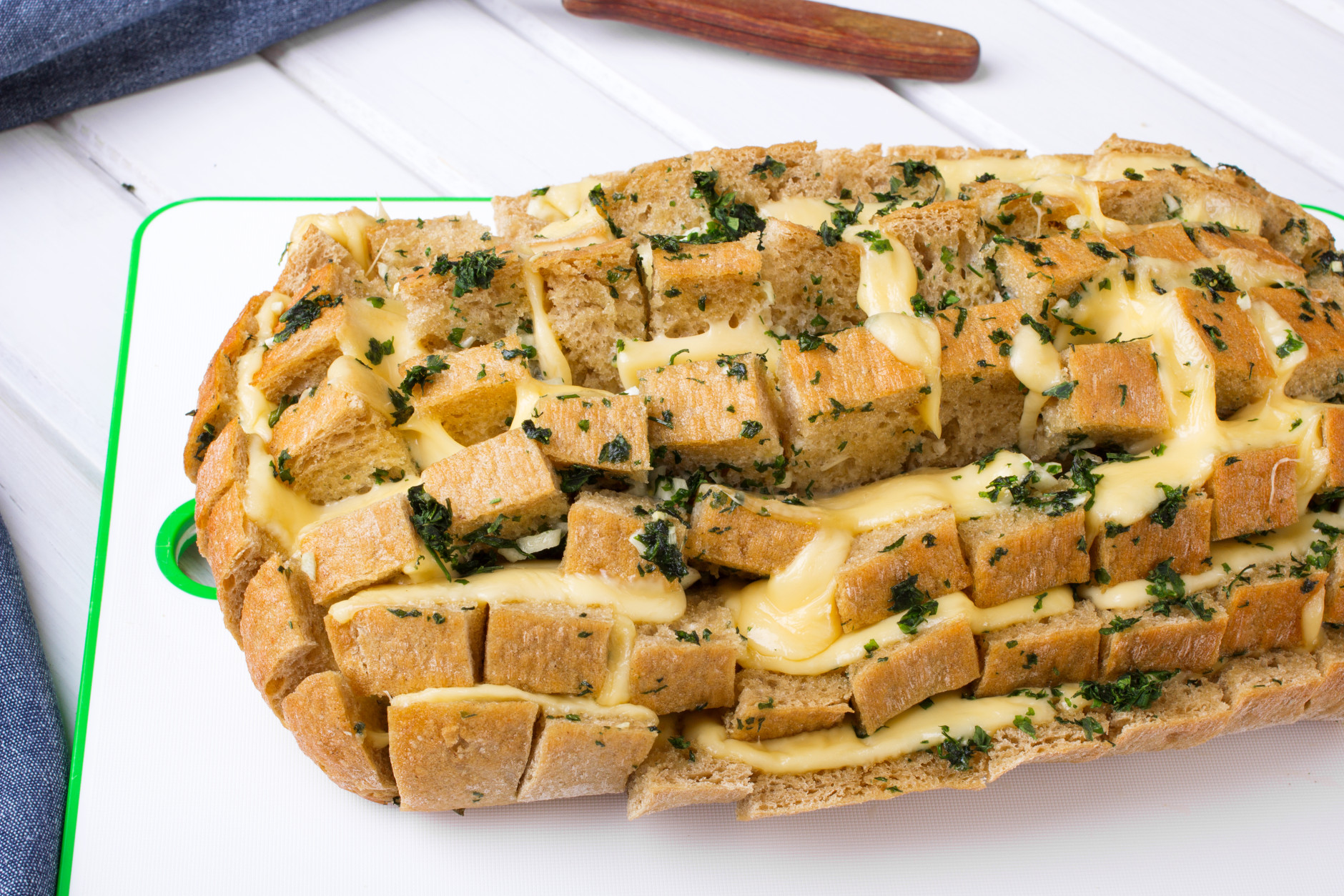 Stuffed bread with cheese; garlic and parsley