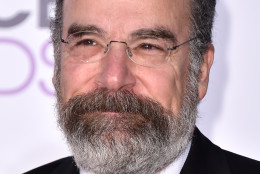 Mandy Patinkin arrives at the People's Choice Awards at the Microsoft Theater on Wednesday, Jan. 6, 2016, in Los Angeles. (Photo by Jordan Strauss/Invision/AP)
