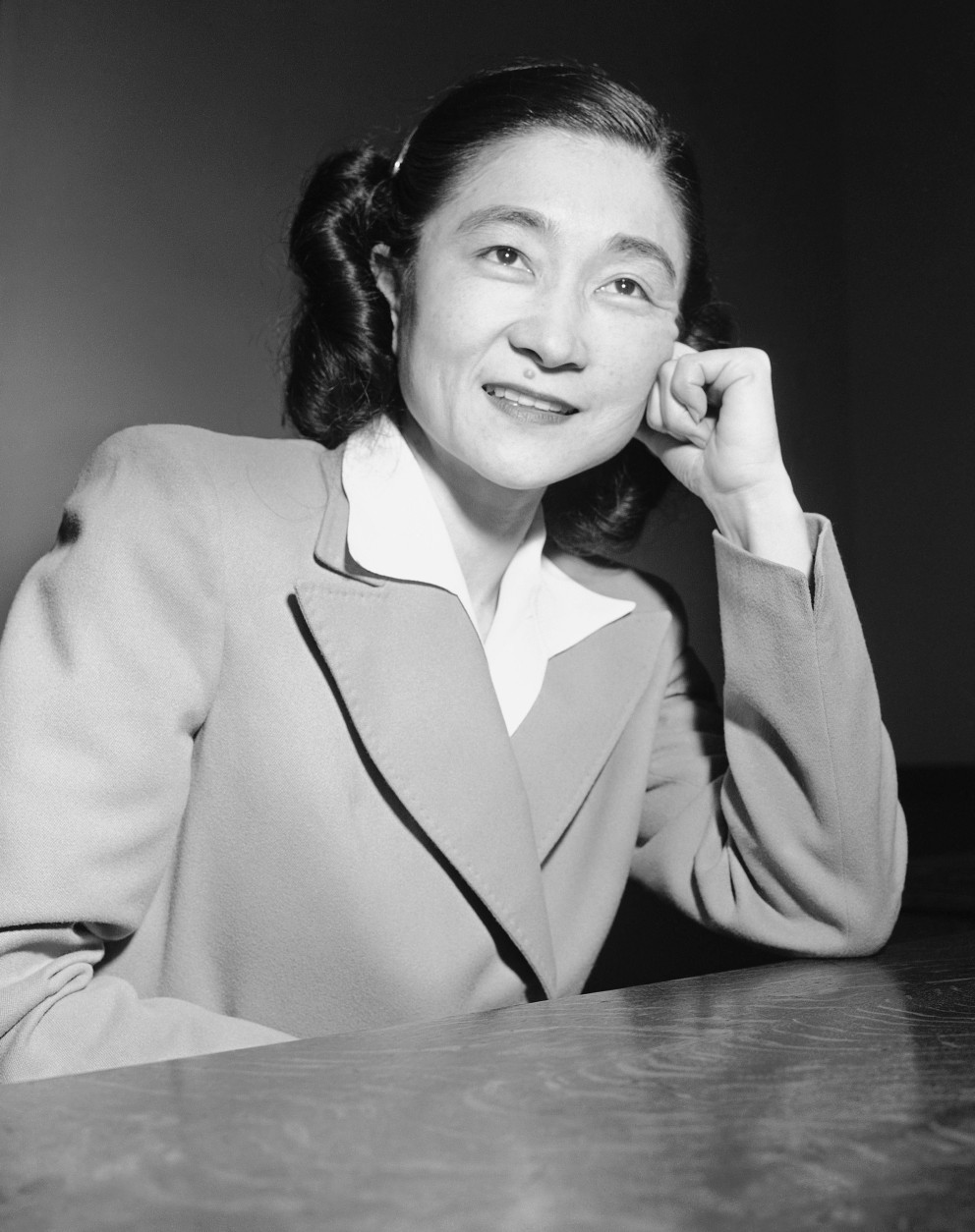 Iva Ikuko Toguri D'Aquino, also called "Tokyo Rose," as she appeared in San Francisco, July 1, 1949, after having spent nine months in a jail cell waiting to find out whether the country of her birth will brand her traitor, or set her free. Her trial starts July 5 before Federal Judge Michael Roche. (AP Photo/Clarence Hamm)