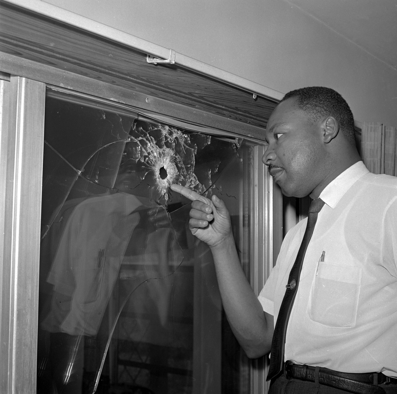 martin luther king jr bullet wound