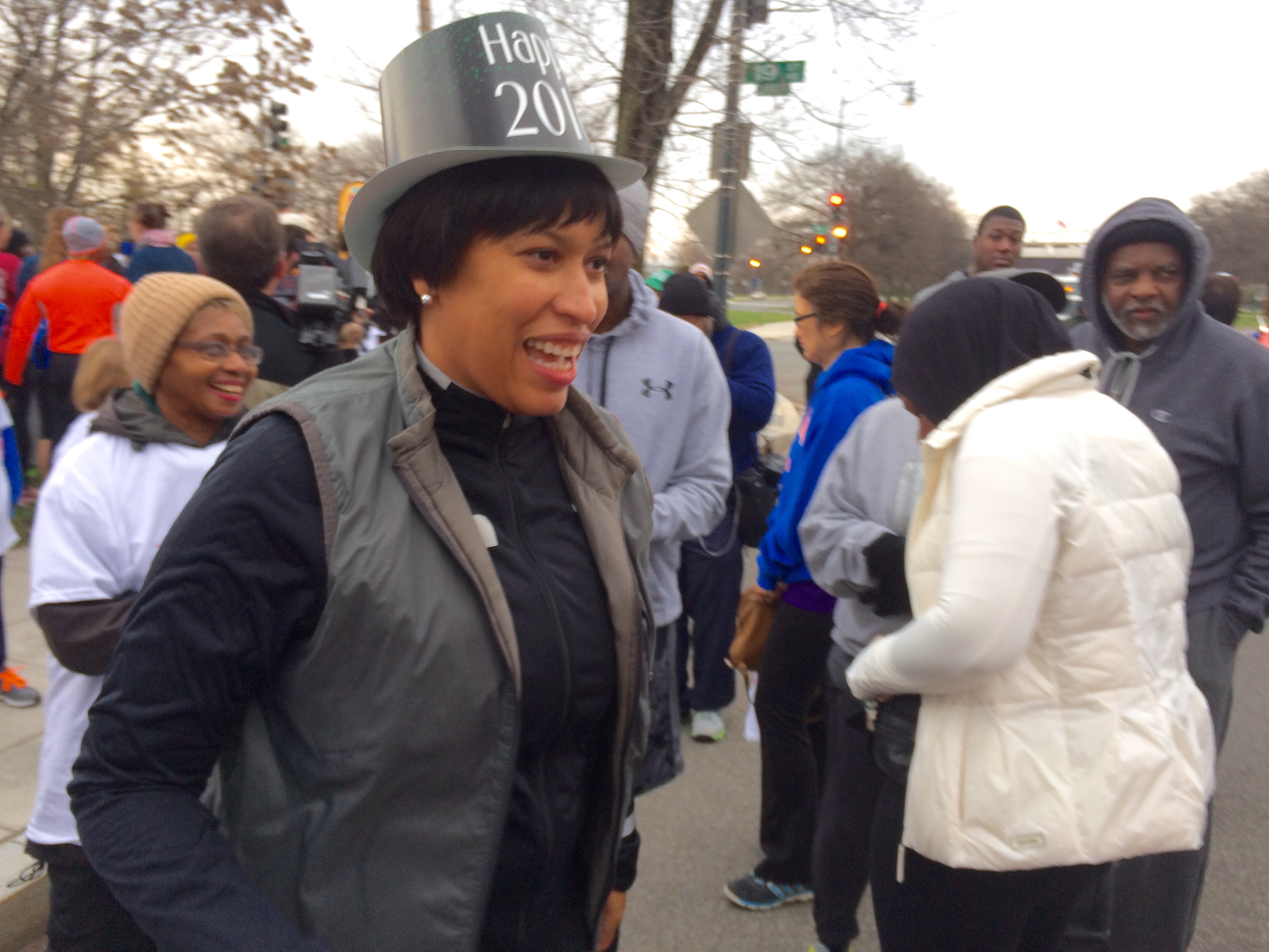Mayor Bowser calls for a focus on health in the new year at 5K run