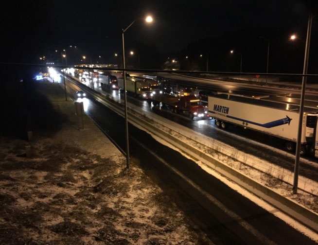 The Inner Loop of the Beltway at River Road early Thursday morning. (WTOP/Mike Jakaitis)