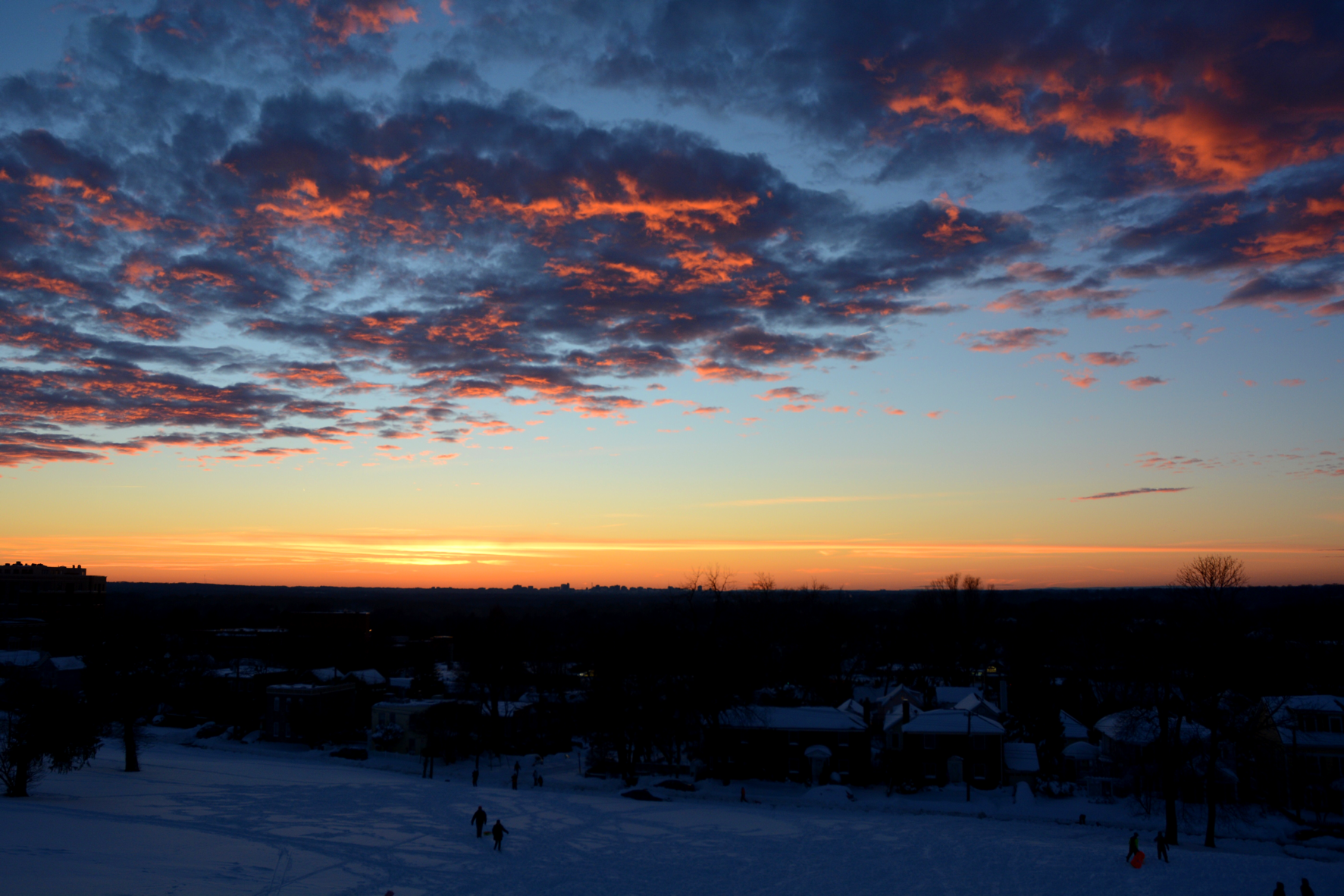 The post-blizzard sunset on Jan. 24, 2016. (WTOP/Dave Dildine)