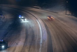 Snowbound on Interstate 66, through Arlington, Va., on Friday, Jan. 22, 2016. (WTOP/Dave Dildine)