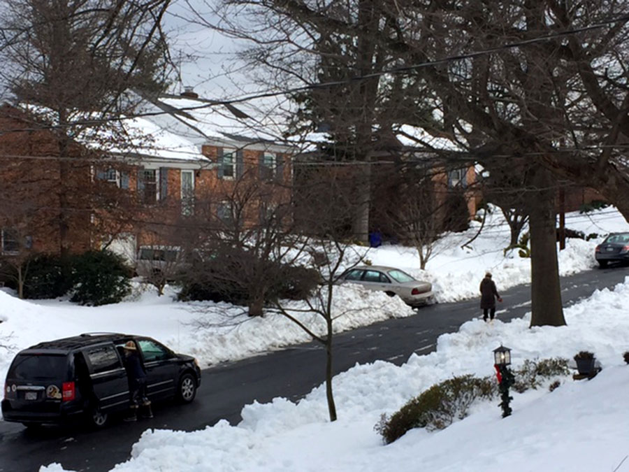 Neighbors pressed the county to plow the street in time for Wednesday’s viewing. (Courtesy Phyllis Edelman)